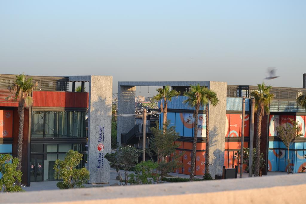 Regent Beach Resort Dubai Exterior photo